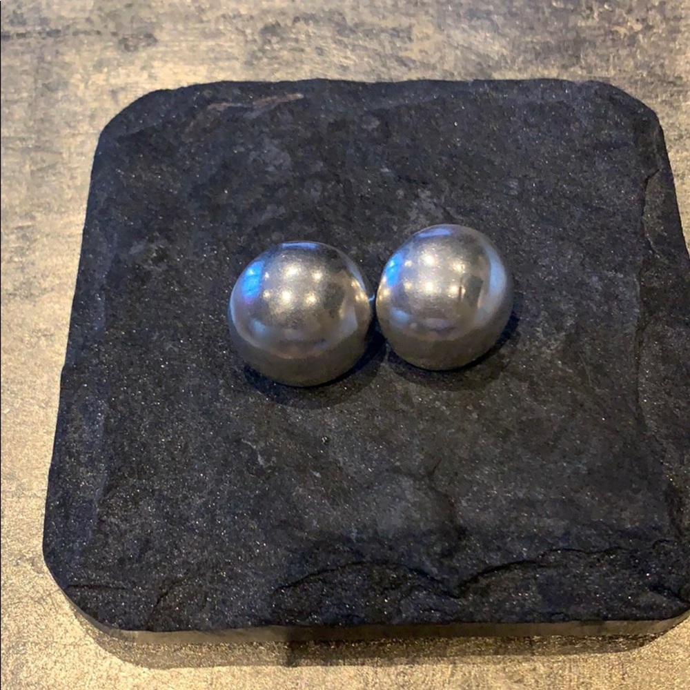 Silver circle earrings